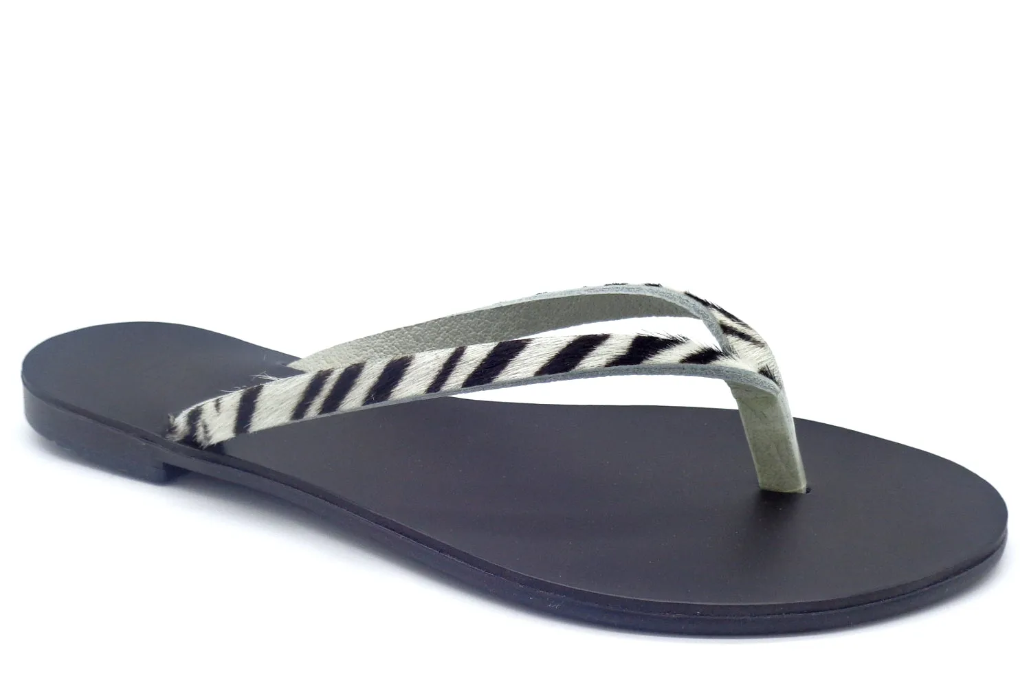 Ancientoo Flip Flops Apate