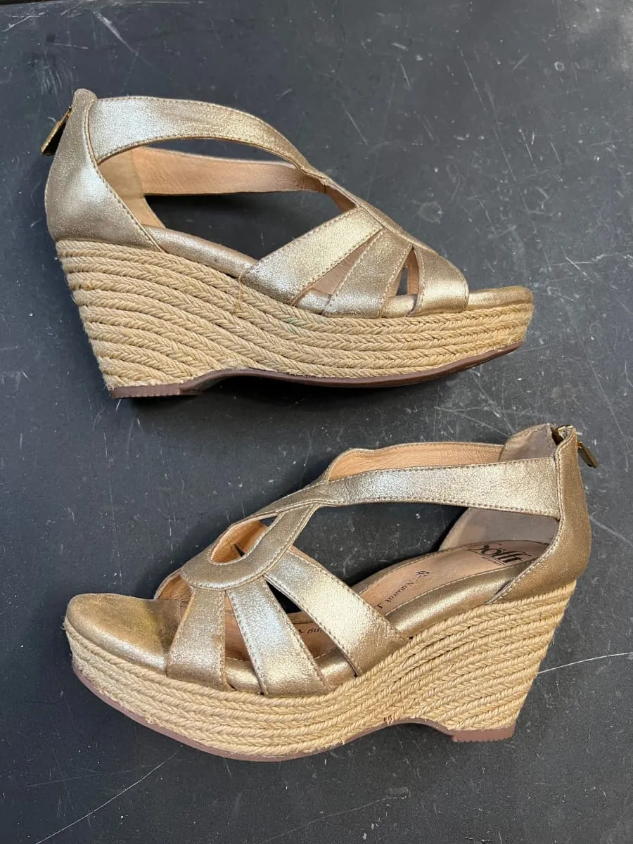 SOFFT Women's •Mena• Caged Wedge Sandal - Preowned