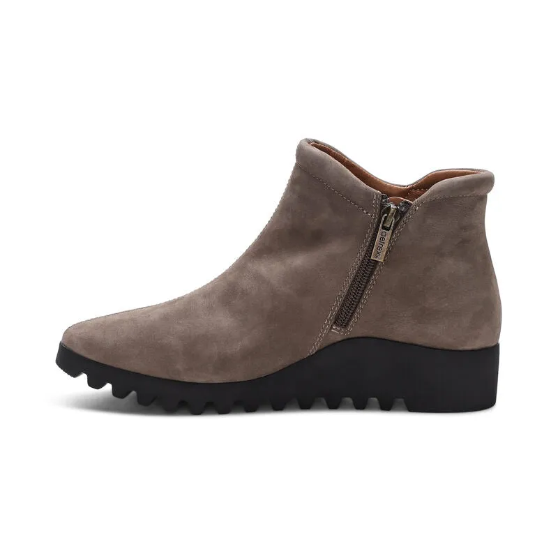 Women's Zoey Slip-On Boot - Dark Taupe